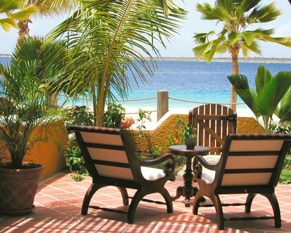 Harbour Village Beach Club