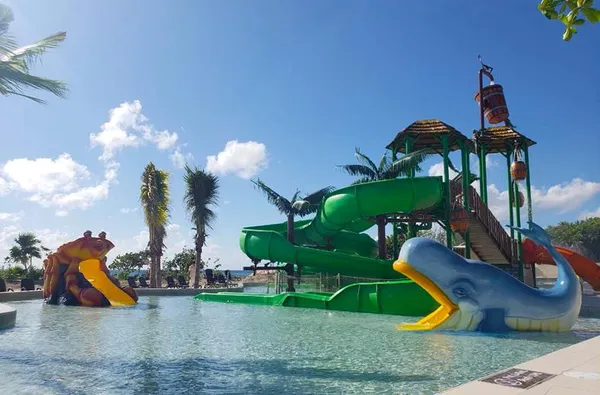 Sandos Playacar Beach Resort & Spa