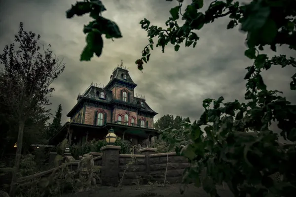 Durf jij Phantom Manor binnen?