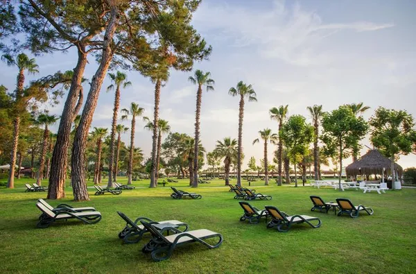 Paloma Foresta Resort