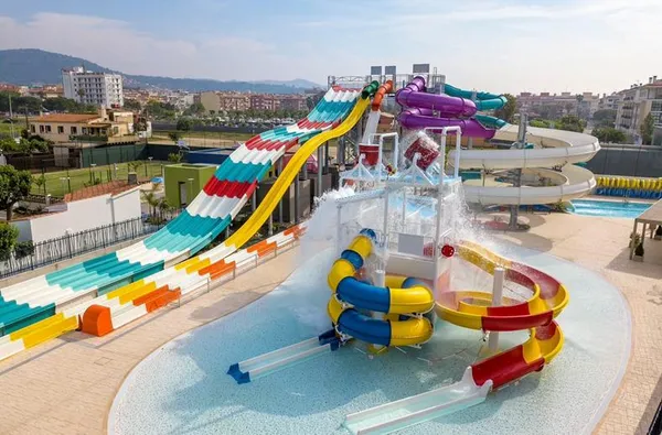 Hotel Golden Taurus Aquapark Resort