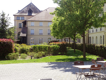 Campanile Val de France (voorheen Kyriad Hotel)