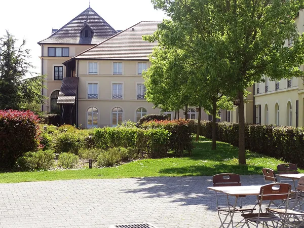 Campanile Val de France (voorheen Kyriad Hotel)