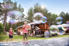 Legoland Holiday Village Denemarken kinderen spelen bellenblaas vakantiehuis Jutland familievakantie Billund