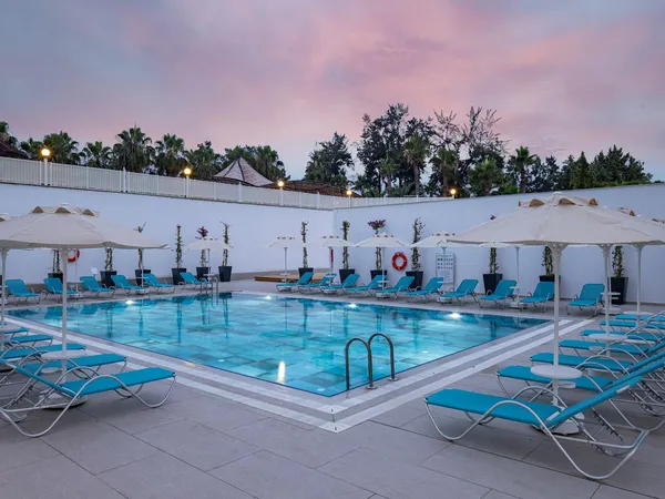 Arcanus Hotels Trendline Resort Side