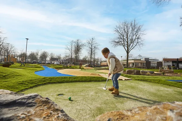 Vier Sinterklaas bij de Leistert