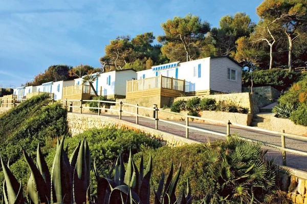 Camping Torre de la Mora