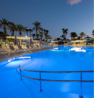 Hotel LIVVO Dunagolf Suites