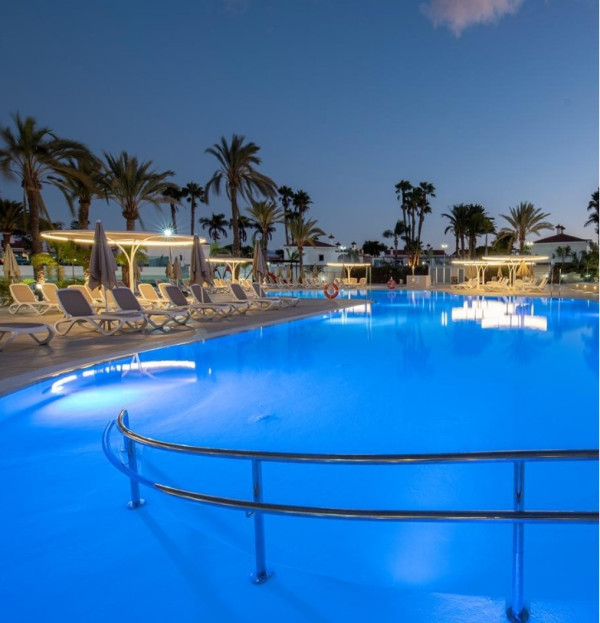 Hotel LIVVO Dunagolf Suites