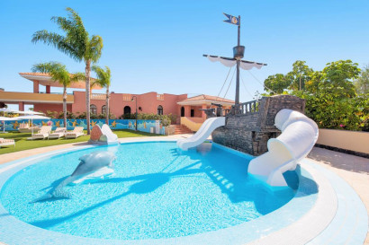 Tenerife met baby
