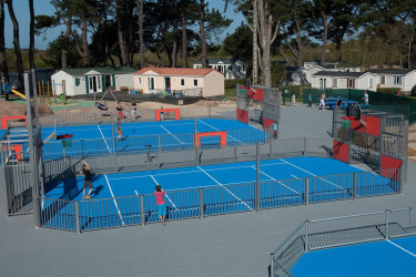 Camping Le Ranolien- sportvelden