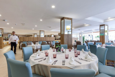 zafiro-palmanova (4).jpg