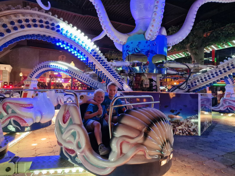 all inclusive nederland - indoor kermis preston palace