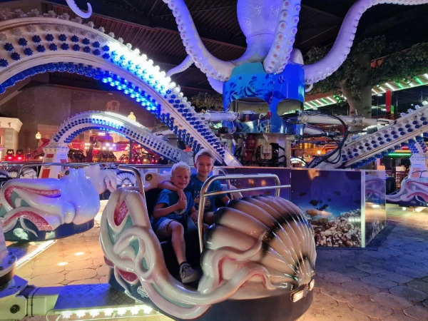 all inclusive nederland - indoor kermis preston palace