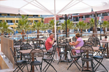 Hotel Caretta Beach Village