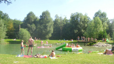 Camping Menina