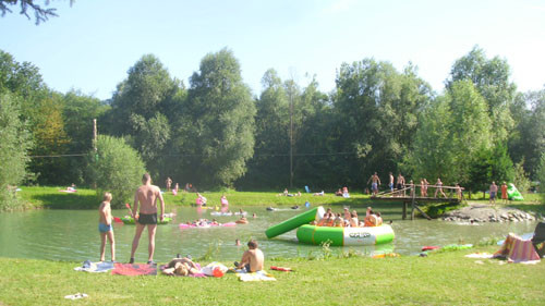 Camping Menina
