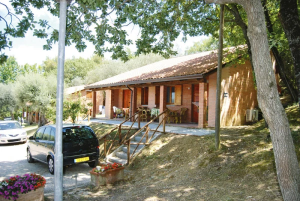 Camping Villaggio Cerquestra