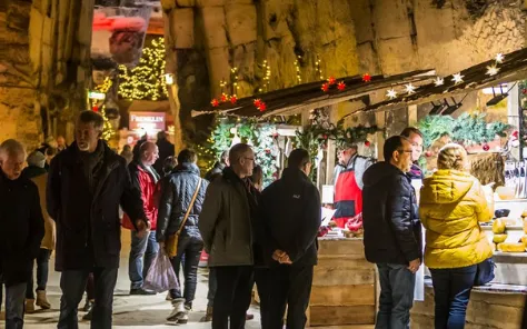 Kerstmarkt Valkenburg - Gemeentegrot