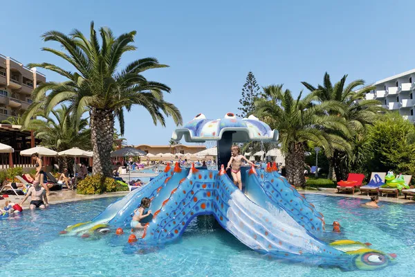 Kindvriendelijk Sun Beach Resort Complex in Trianta op Rhodos - Griekenland