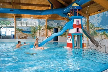 Bungalowpark aan zee met zwembad