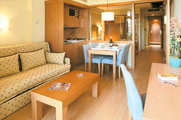 Evenia Hotel Olympic Suites & Spa