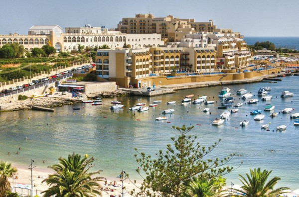 Marina Hotel Corinthia Beach Resort