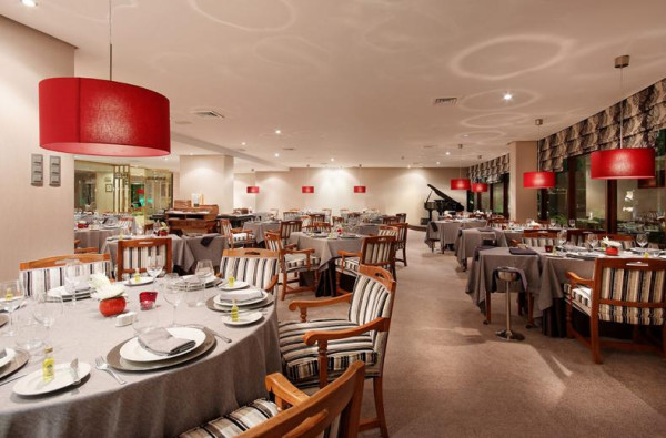 Hotel Gran Melia Don Pepe