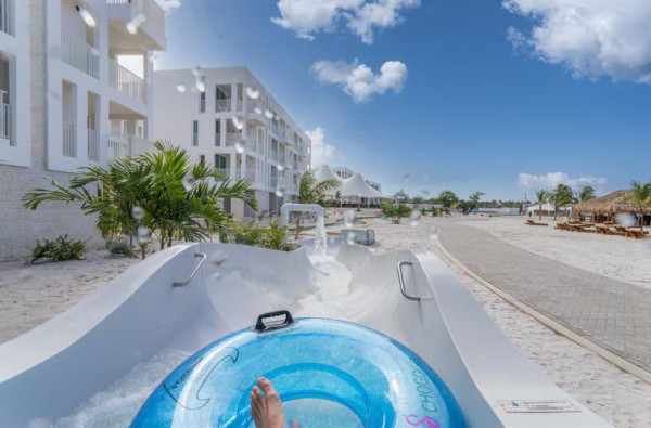 TIME TO SMILE Chogogo Bonaire