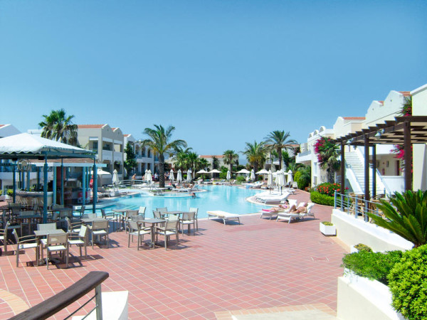 Pelagos Suites Hotel & Spa