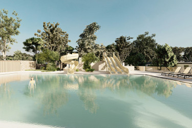 Zwembad met glijbanen