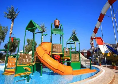 Aquapark Yali Castle 