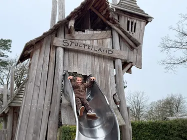 REVIEW: Nola en Moos checken Kampeerdorp de Zandstuve