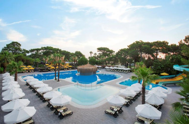 Paloma Foresta Resort