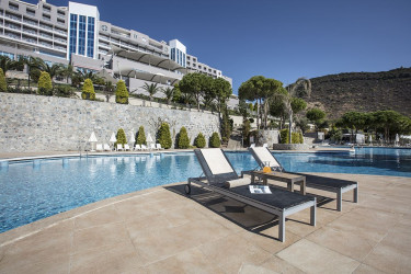 Aria Claros Beach & Spa Resort