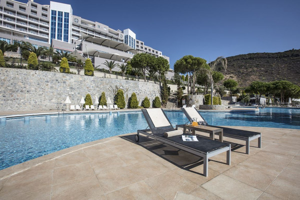 Aria Claros Beach & Spa Resort