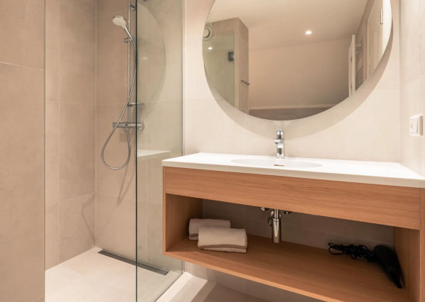 Newborn boerderij op Hof van Saksen