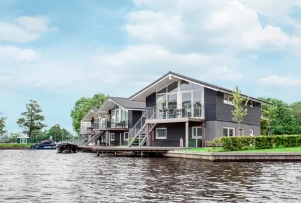 Vakantiepark Friesland aan het water