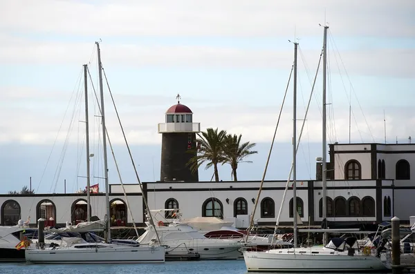 Ontdek de luxe haven Marina Rubicon