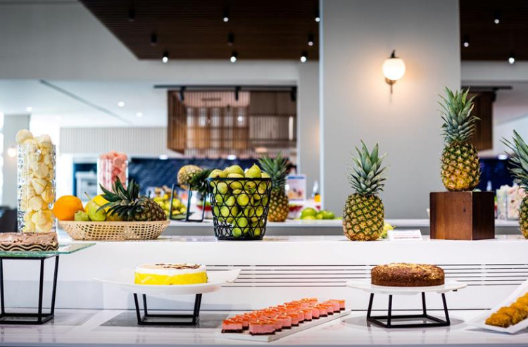 Hotel Louis Phaethon Beach