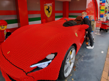 LEGO Ferrari in LEGOLAND Denemarken