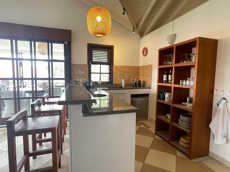 The Blue Bay Beach Villa - badkamer 1