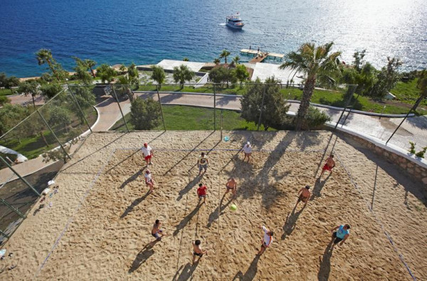 Hotel Bodrum Holiday Resort - beachvolleybal