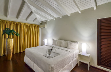 Papagayo Beach Resort