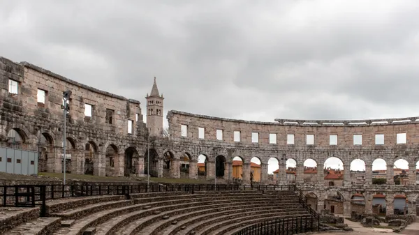 Pula amfitheater