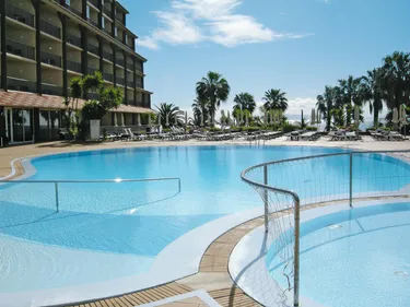 Aparthotel Four Views Oasis