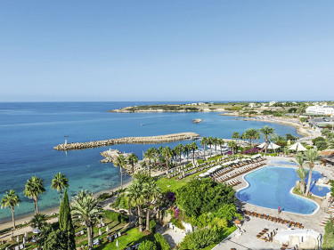 Coral Beach Hotel & Resort