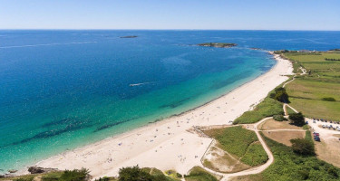 Les Deux Fontaines- strand