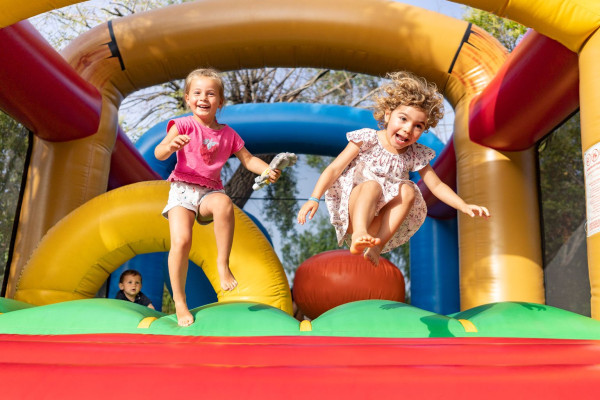 Camping Escale Saint-Gilles