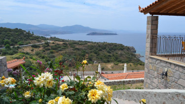 Villas Molivos Castle